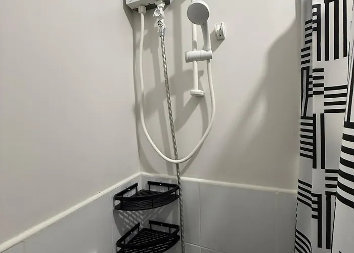 Apartment Plumera With Elavator Near Airport, Malls & Schools