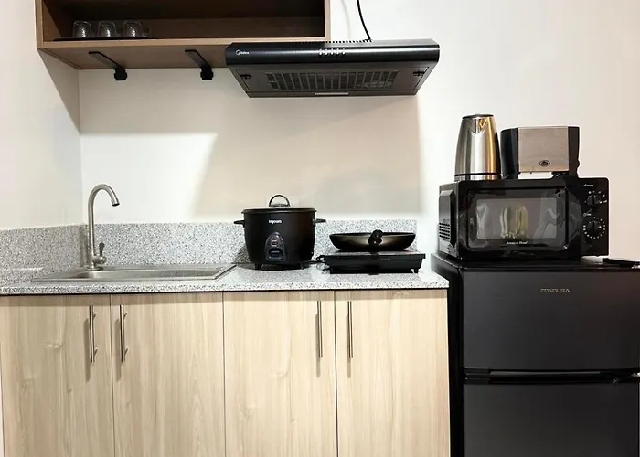 Apartment Plumera With Elavator Near Airport, Malls & Schools *